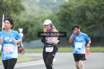 Runner Photo 3247776