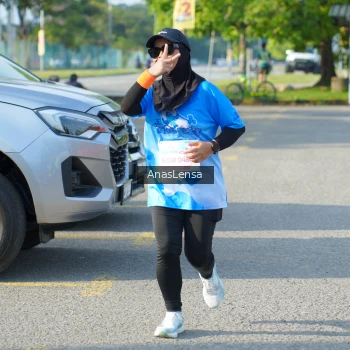 Runner Photo 3247788