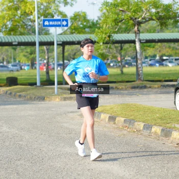 Runner Photo 3247904
