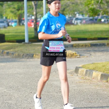 Runner Photo 3247910