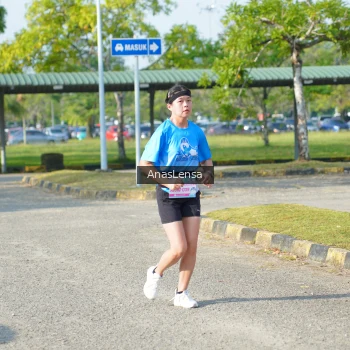 Runner Photo 3247917