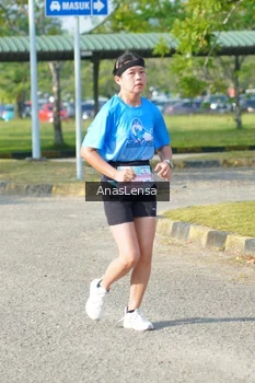 Runner Photo 3247936