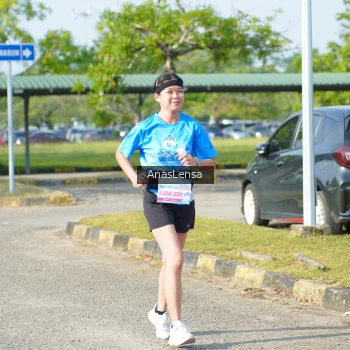 Runner Photo 3247970