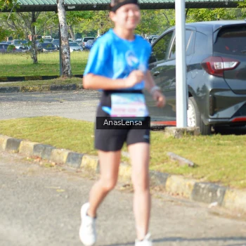 Runner Photo 3247975