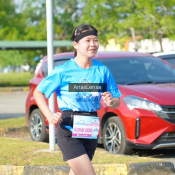 Runner Photo 3248037