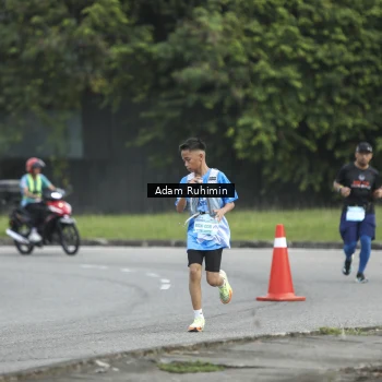 Runner Photo 3248103