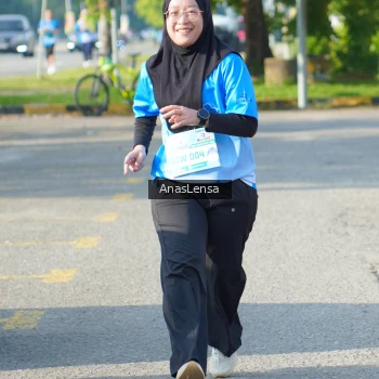 Runner Photo 3248104