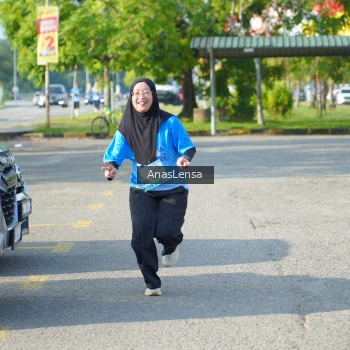 Runner Photo 3248107
