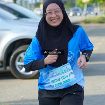 Runner Photo 3248216
