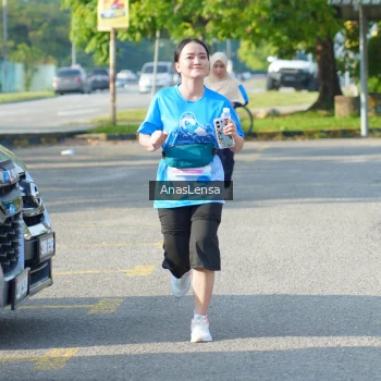 Runner Photo 3248341