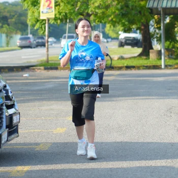 Runner Photo 3248346