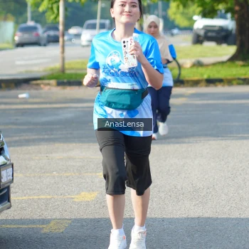 Runner Photo 3248353