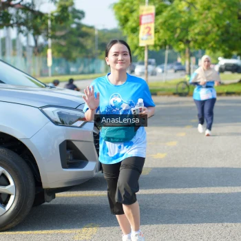Runner Photo 3248462