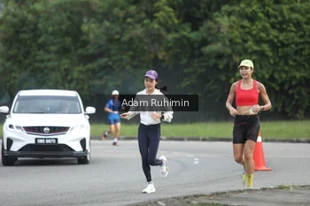 Runner Photo 3249006