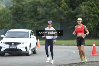 Runner Photo 3249017