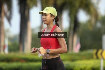 Runner Photo 3249101