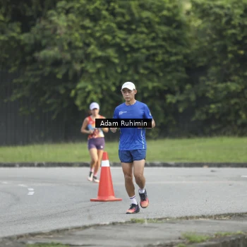 Runner Photo 3249143