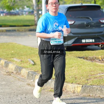 Runner Photo 3249379
