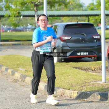 Runner Photo 3249502