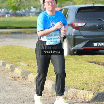 Runner Photo 3249504