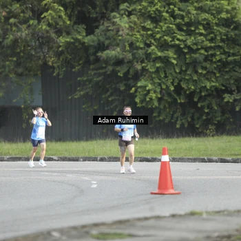 Runner Photo 3249565