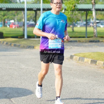 Runner Photo 3249637