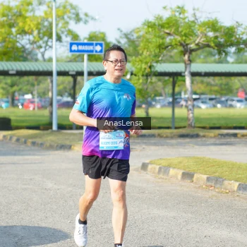 Runner Photo 3249639