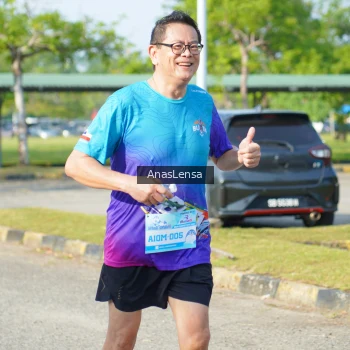 Runner Photo 3249739