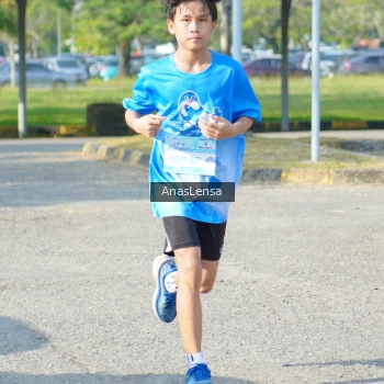 Runner Photo 3249774