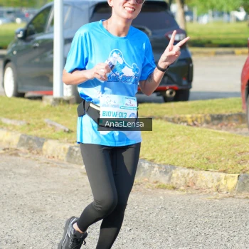 Runner Photo 3250016