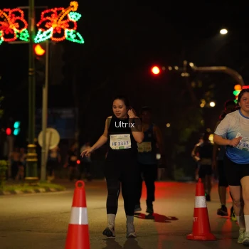 Runner Photo 3250056