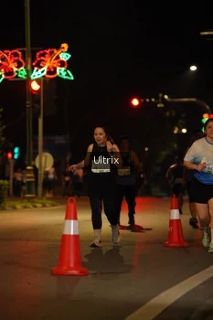 Runner Photo 3250073