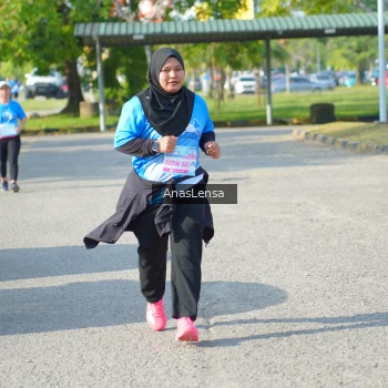 Runner Photo 3250191