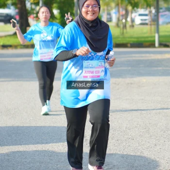 Runner Photo 3250610