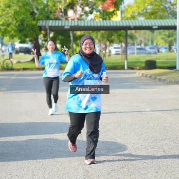 Runner Photo 3250617