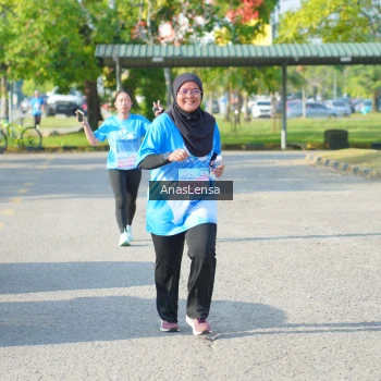 Runner Photo 3250622