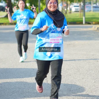 Runner Photo 3250629
