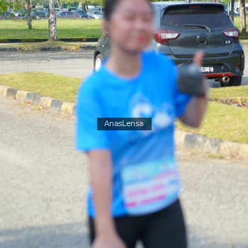 Runner Photo 3251076