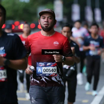 Runner Photo 32511