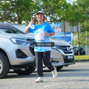 Runner Photo 3251135
