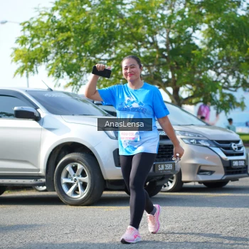 Runner Photo 3252036