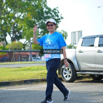 Runner Photo 3252459
