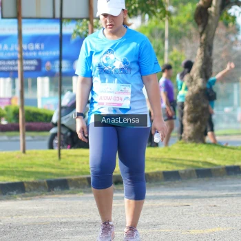 Runner Photo 3252590