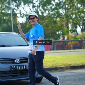 Runner Photo 3252596