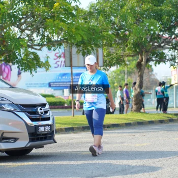 Runner Photo 3252603