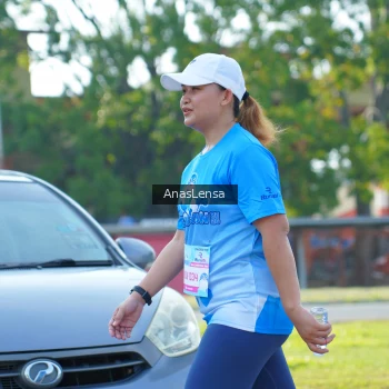Runner Photo 3252876