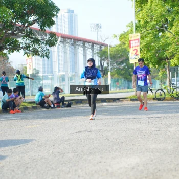 Runner Photo 3253163