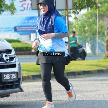 Runner Photo 3253402