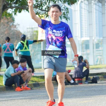 Runner Photo 3253431