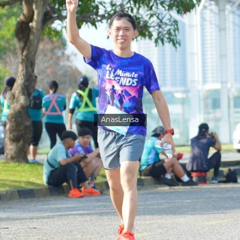 Runner Photo 3253449